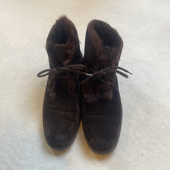 Stuart Weitzman Brown Suede and fur ankle desert boot size 9 - Picture 2 of 13
